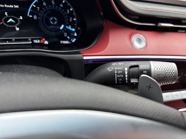 2023 Genesis GV70 2.5T