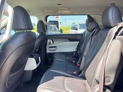 2022 Kia Carnival LXS