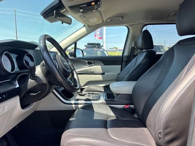 2022 Kia Carnival LXS