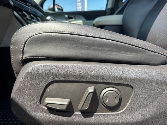 2022 Kia Carnival LXS