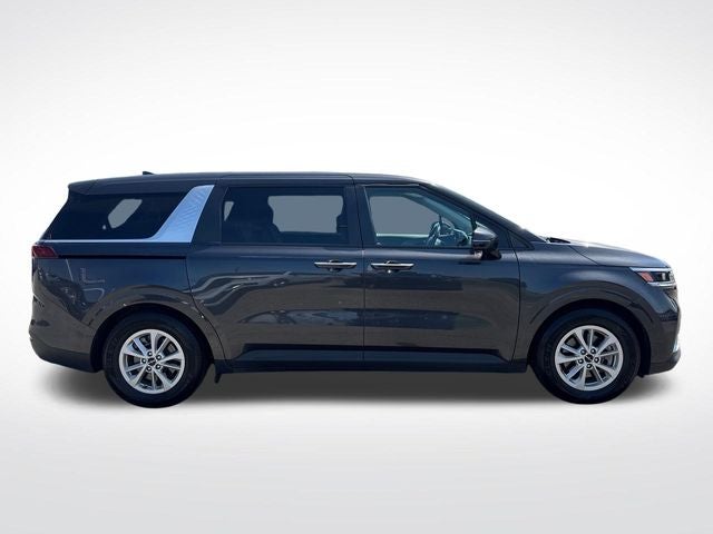 2022 Kia Carnival LXS