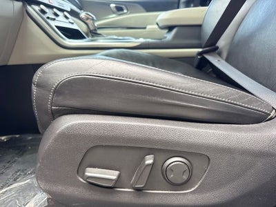 2023 Kia Carnival LX Seat Package