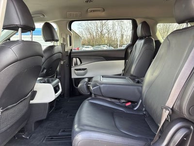 2023 Kia Carnival LX