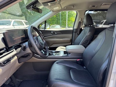 2025 Kia Carnival EX