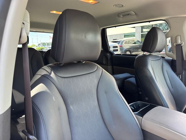 2025 Kia Carnival EX