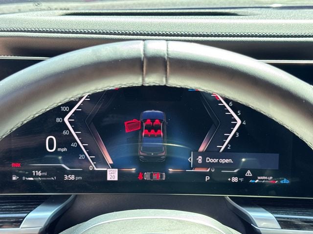 2023 BMW 7 Series 740i