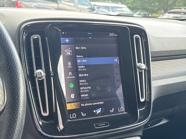 2020 Volvo XC40 R-Design