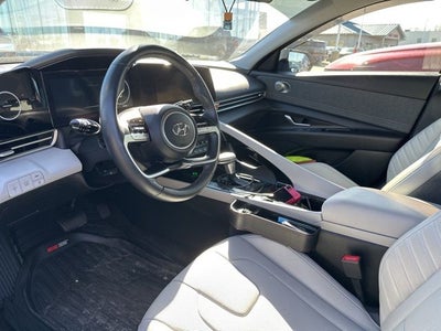 2022 Hyundai Elantra Hybrid Limited