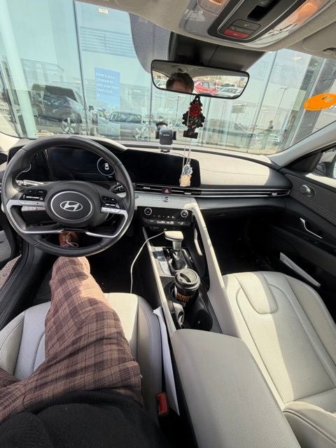 2024 Hyundai Elantra Hybrid Limited