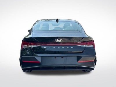 2025 Hyundai Elantra SEL Convenience